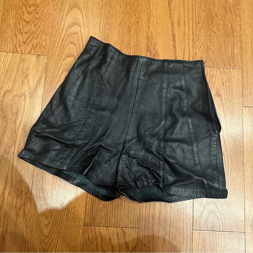 Vintage Black Leather shorts from Firenze Santa Barbara.